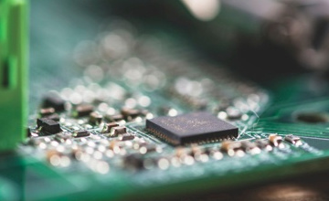 新型汽车电子系统元器件解决方案